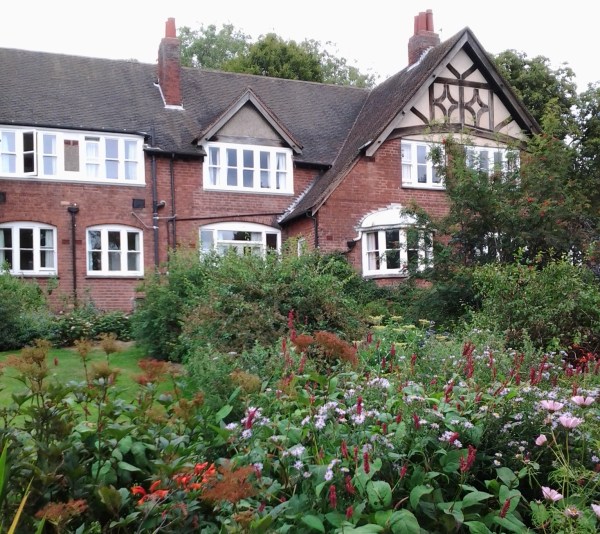 aprilyamasaki.com // Woodbrooke Quaker Study Centre grounds