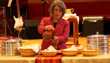 April_Yamasaki_communion