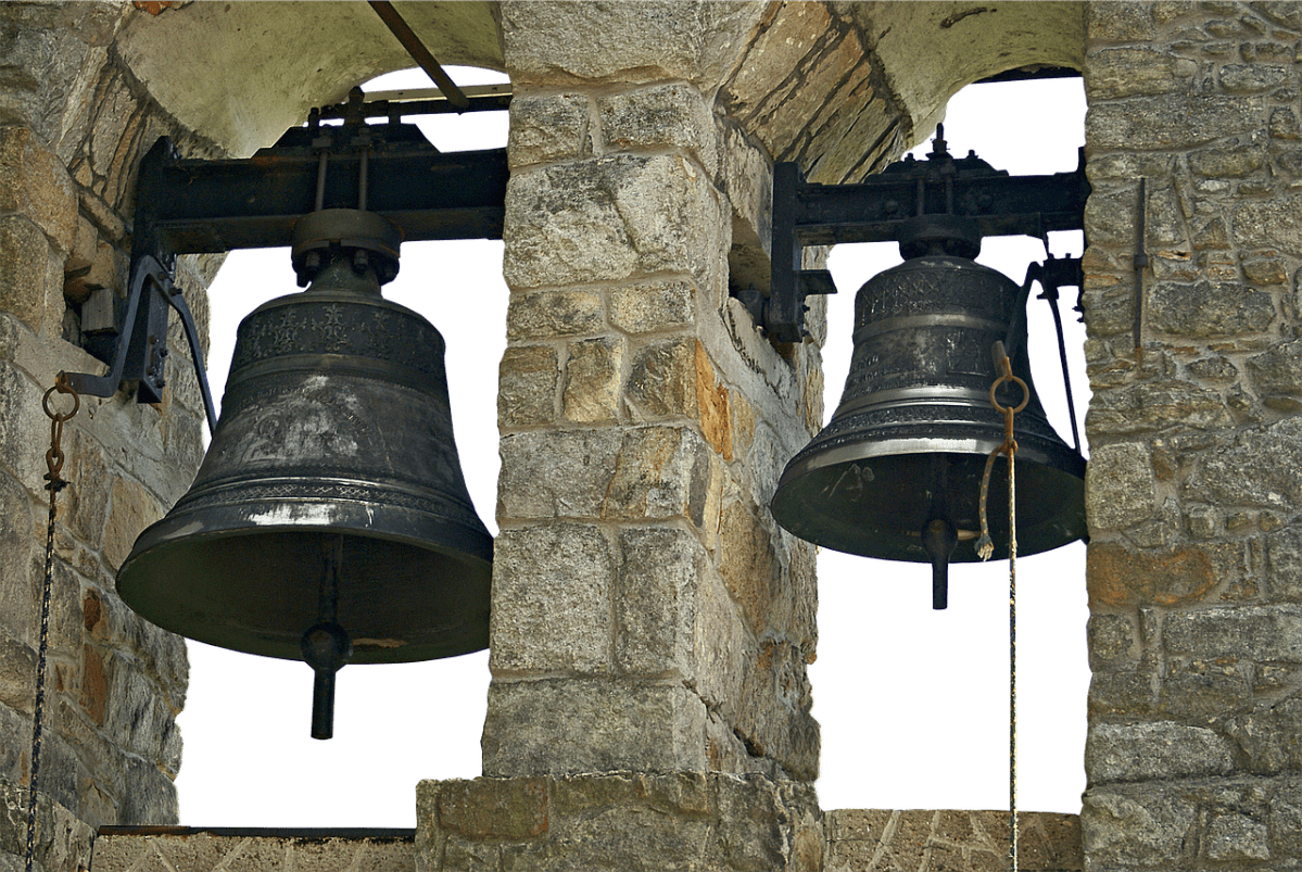 In Memoriam: Ring Out, Wild&nbsp;Bells